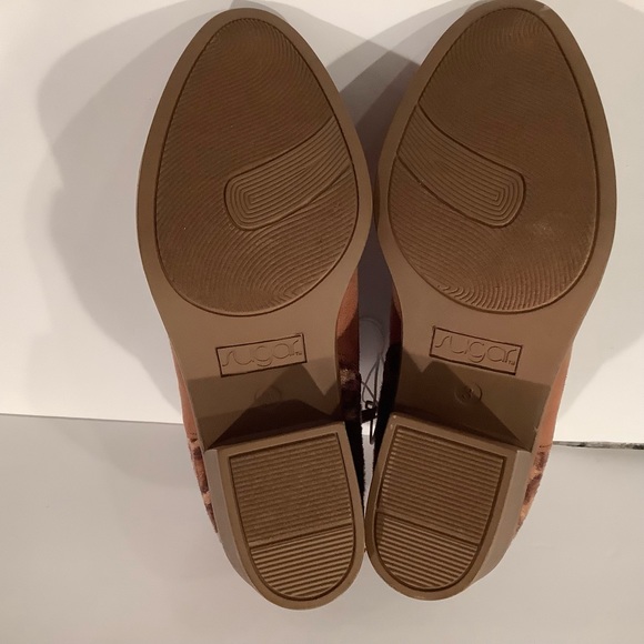 NWT Girl’s Paste Chestnut Color Ankle Boots. Size 3M. - Picture 12 of 13